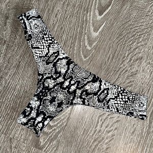 Midori sz L Snake Print Cheeky Bikini Bottom